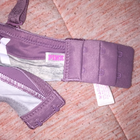 VS PINK Bra 32DD - Picture 3 of 4